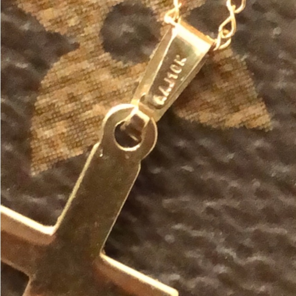AAJ 10k Gold Sunburst Cross Necklace - Picture 4 of 5